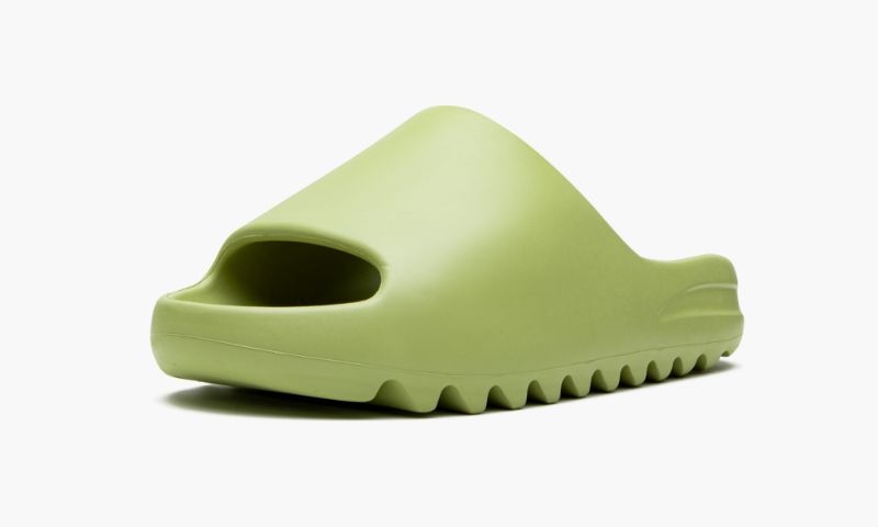 Yeezys Slide “ Resin" - Image 2