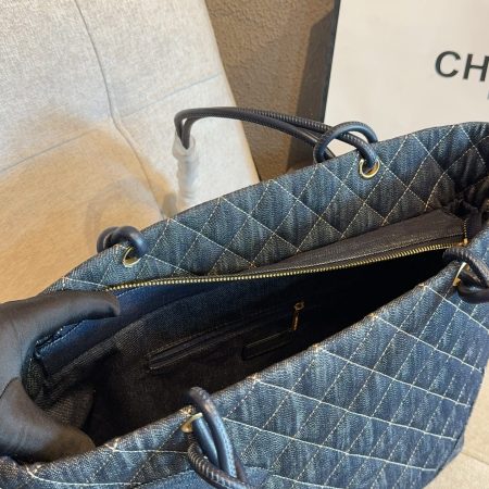 Chanel Tote Bag - Image 9
