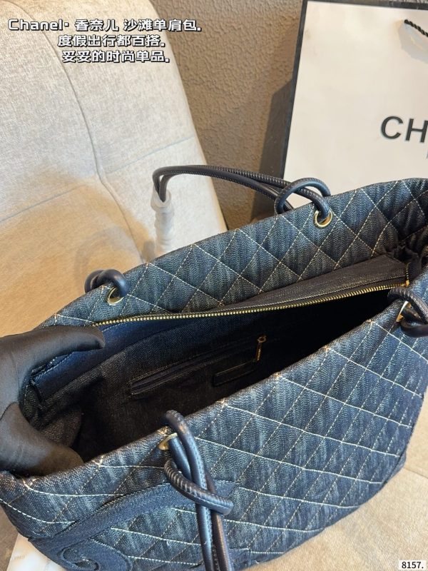 Chanel Tote Bag