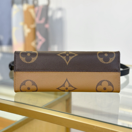 LV On the Go East West Chain Handbag - Image 9