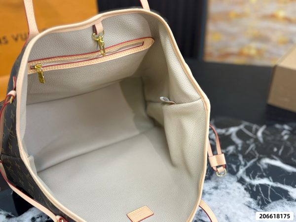 LV Neverfull Tote Bag