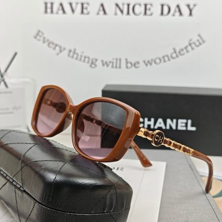 Chanel Polyester Resin High Definition Sunglasses - Image 2