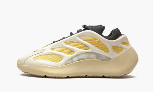 Yeezys 700 V3 “ Safflower"