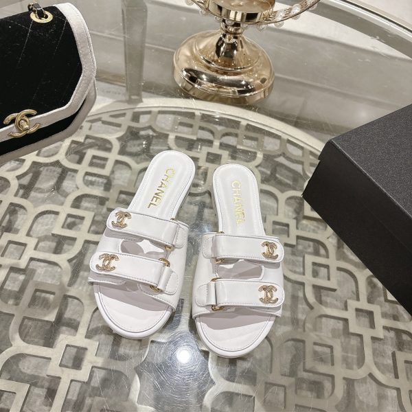 CHANEL CC Spring Flat Sandals