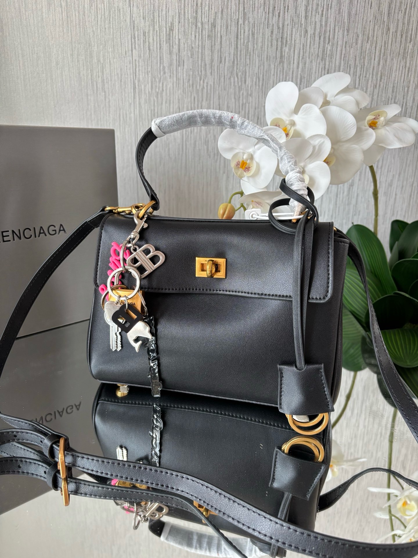 Balenciaga RODEO Large Silhouette Bag - Image 2