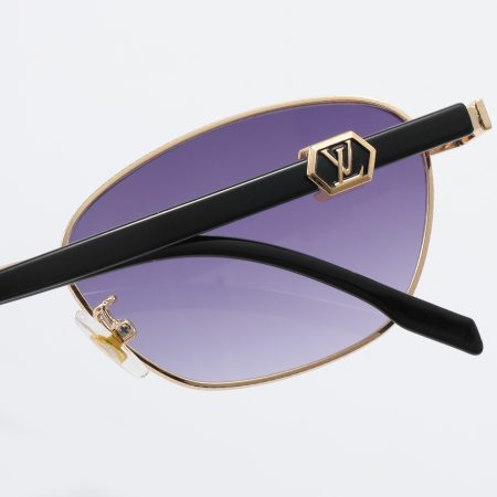 LV Fashionable Sunglasses - Image 8