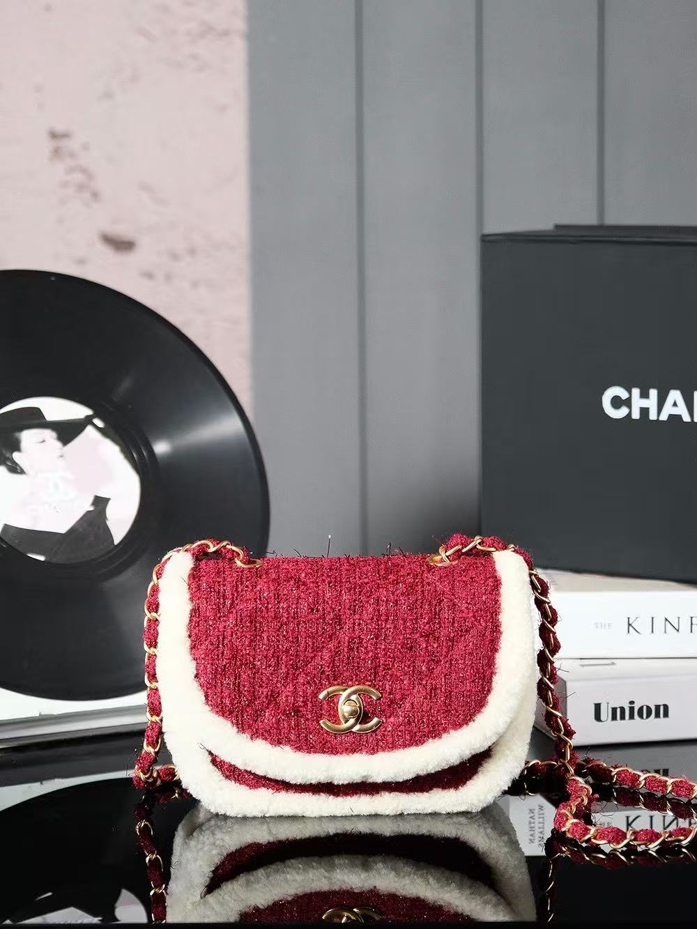 Chanel 24N Christmas Ski Bag - Image 2