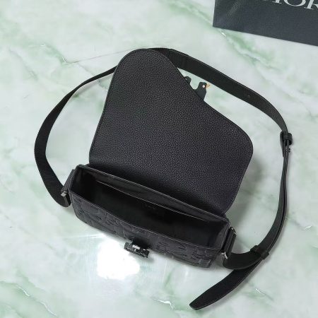 Dior Small Saddle Messenger Bag with Flap - Image 4