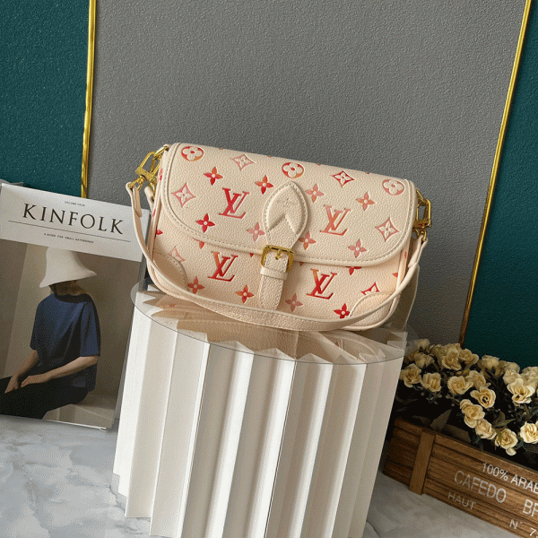 LV Diane bag