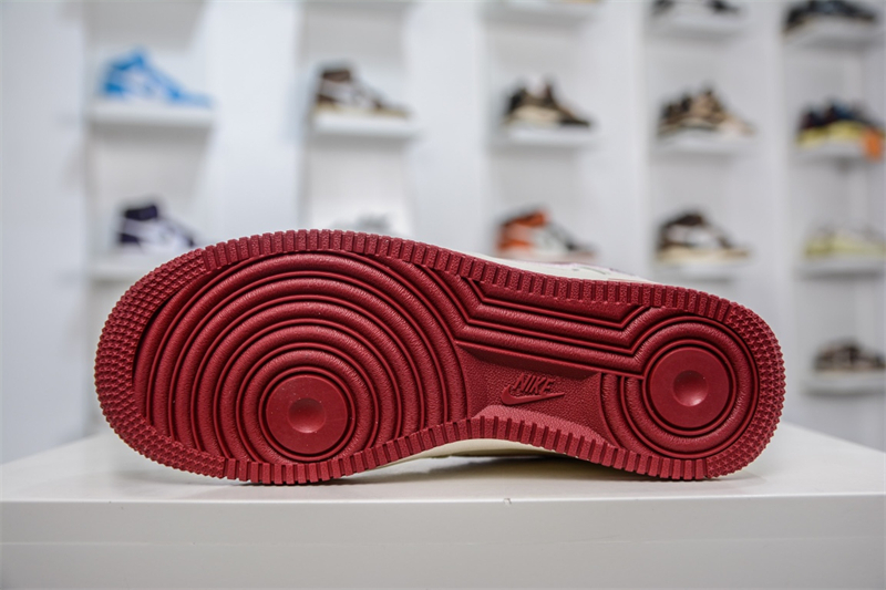 Nike Air Force 1 Low Valentine's Day (2023) FD4616-161 - Image 5