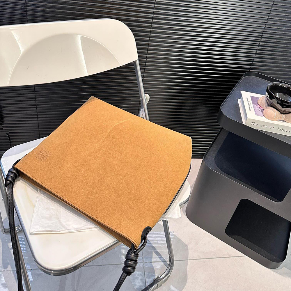 LOEWE Suede Tote Bag - Image 4