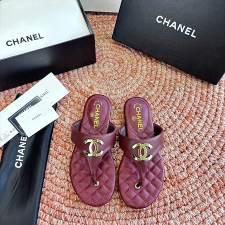Chanel CC Logo Thong Sandals - Image 5