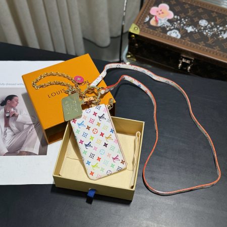 LV Accessories - Image 7