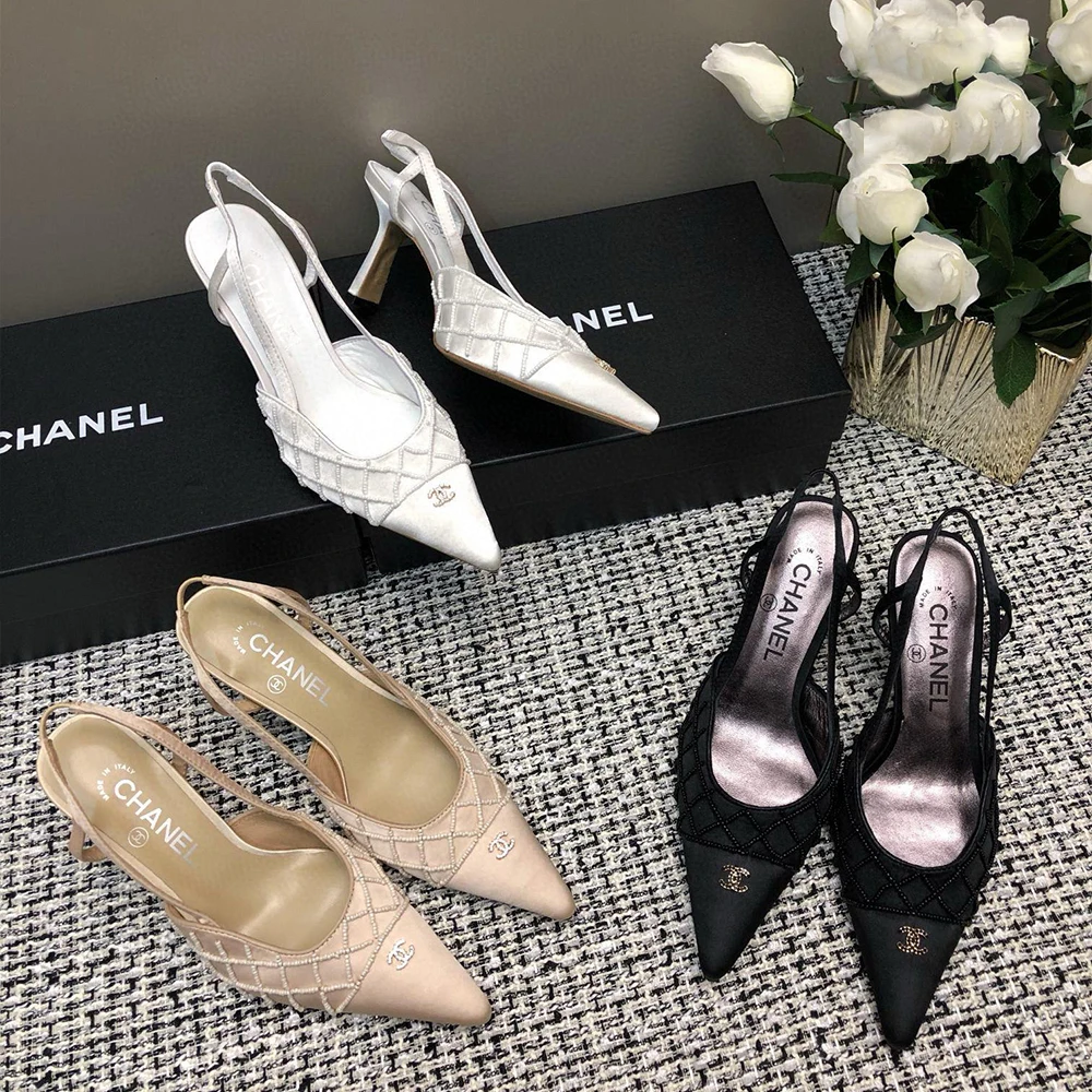 Chanel Vintage Double C Pointed Toe Heels - Image 2
