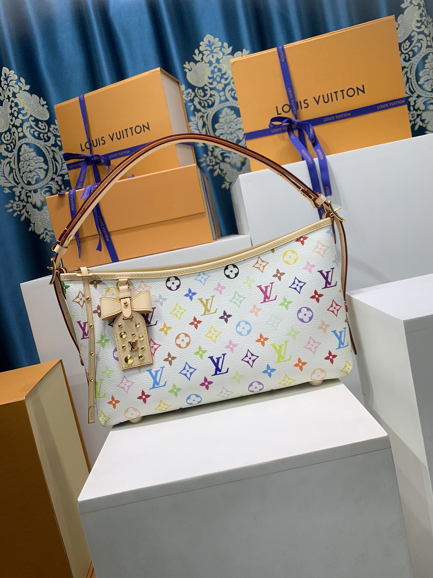 LV x TM Carryall East West Bag - Image 2