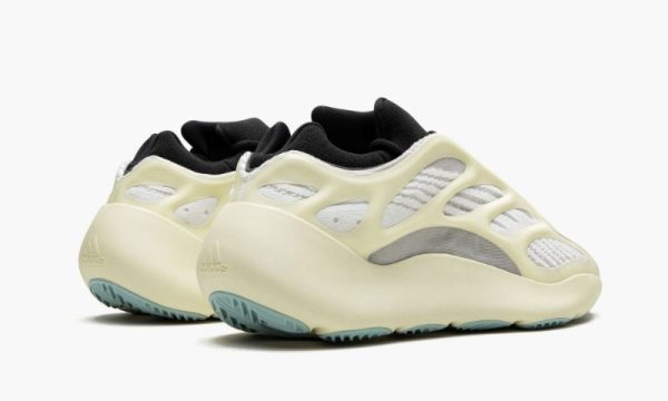 Yeezys 700 V3 “ Azael"