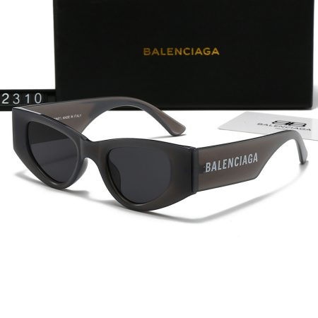 Balenciaga Fashionable Sunglasses - Image 6