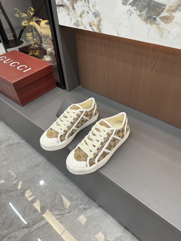 Gucci SS26: The Latest Lido Collection for Couples