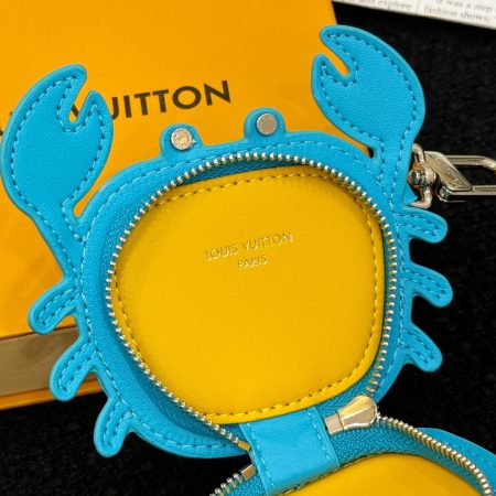 LV  Accessories - Image 17