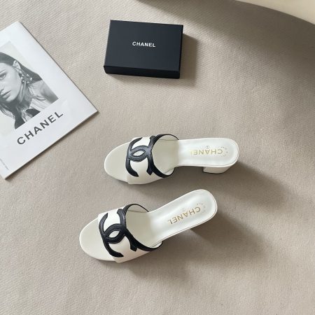 Chanel 26P Double C Two-Tone Kitten Heel Slippers - Image 11