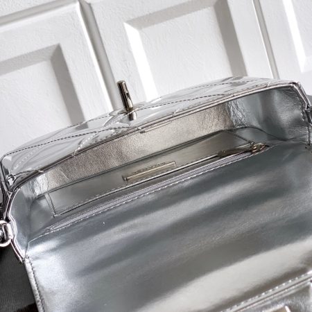 Chanel Small Clutch with Chain Bag - 10A Mirror Version - Image 9