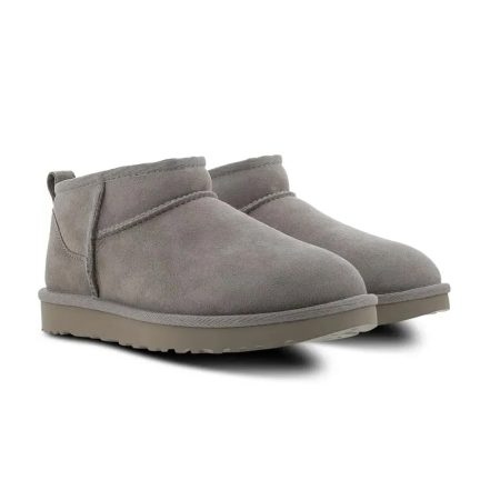 UGG Women'sClassic Ultra Mini Boot