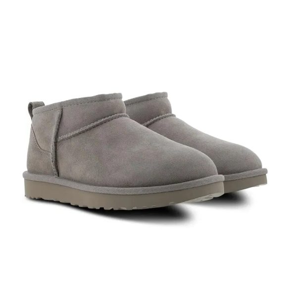 UGG Women'sClassic Ultra Mini Boot