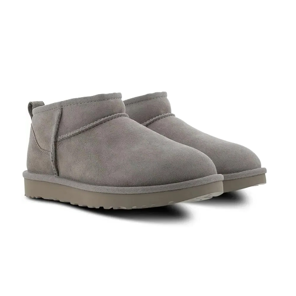 UGG Women'sClassic Ultra Mini Boot - Image 1