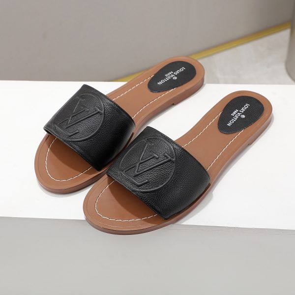 LV's New Summer Slippers