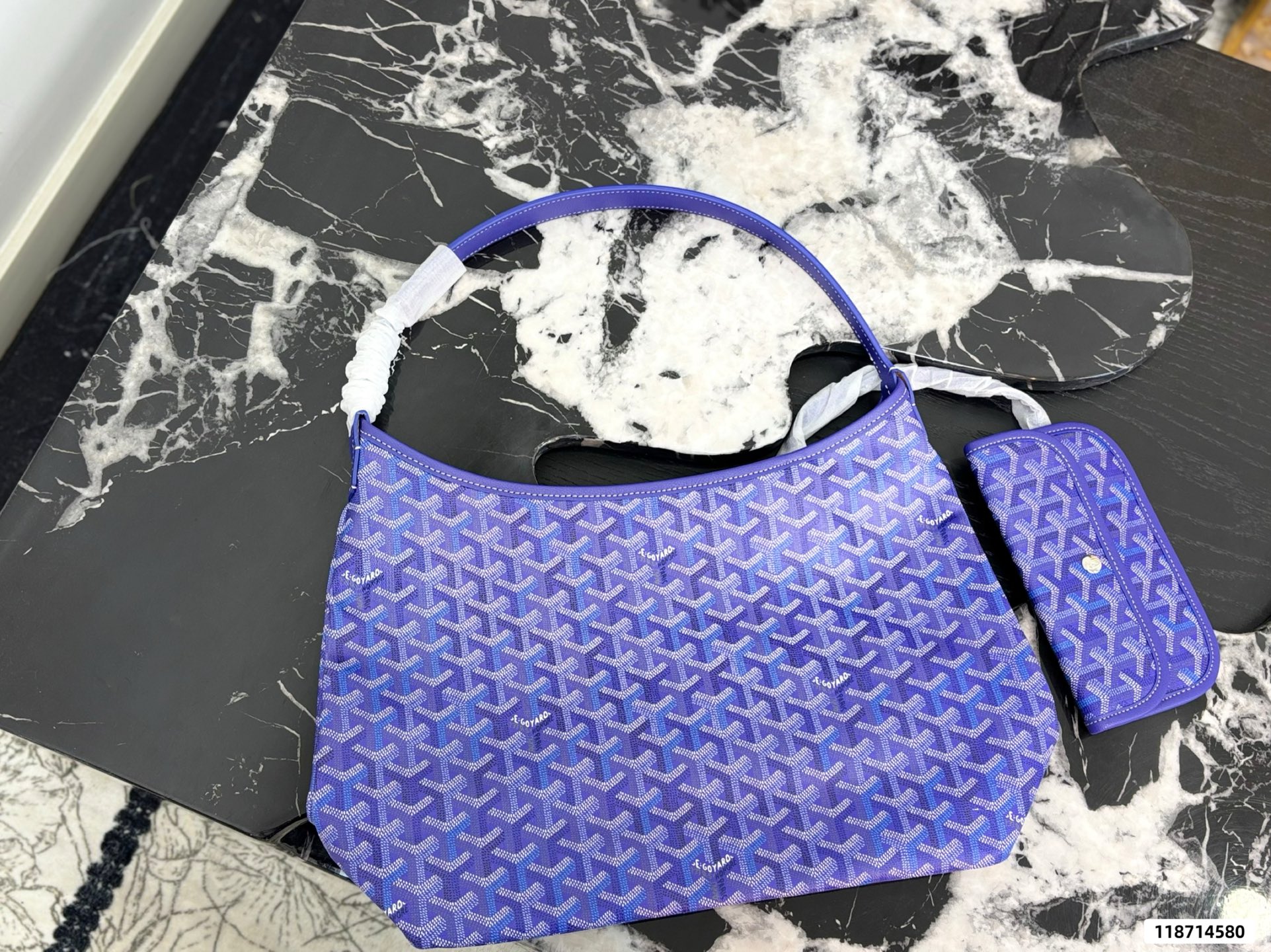 Goyard Hobo Shoulder Bag - Image 5