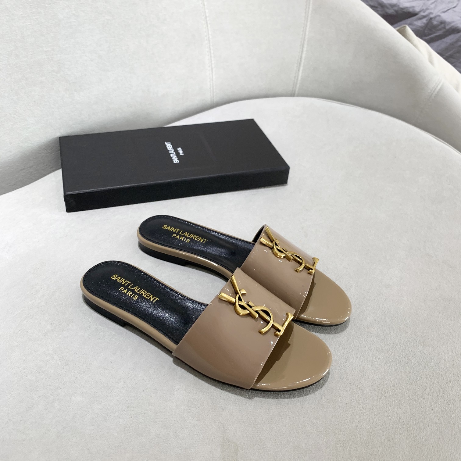 YSL Spring/Summer Sandals - Image 9