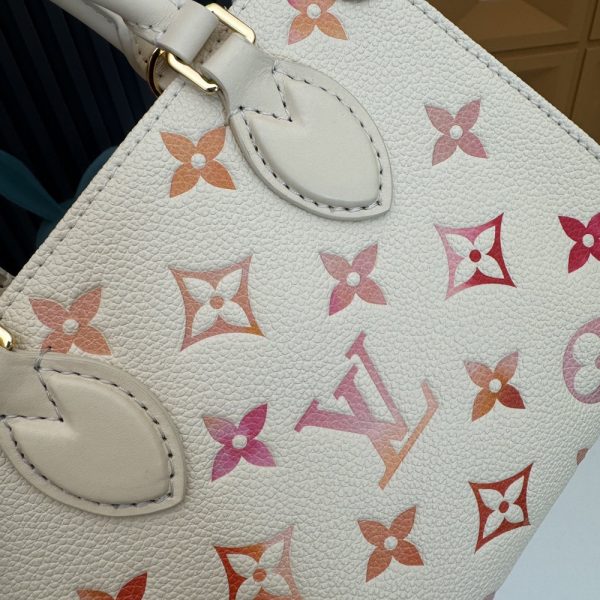 LV OnTheGo BB Bag Monogram Emeinte