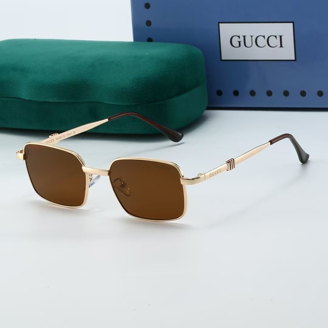 Gucci Fashionable Sunglasses - Image 5