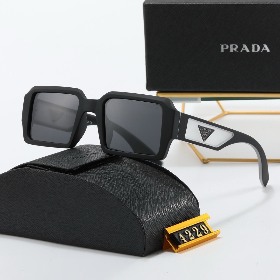 Prada Fashionable Sunglasses - Image 5