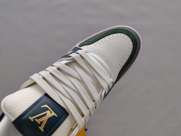 LV Men Trainer Sneakers Top Quality