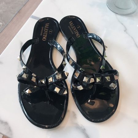 Valentino Rockstud Casual Flip flops Slide Sandal - Image 3