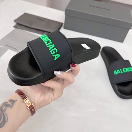 Balenciaga  Fashionable Flat Sandals Slide Sandal - Image 8