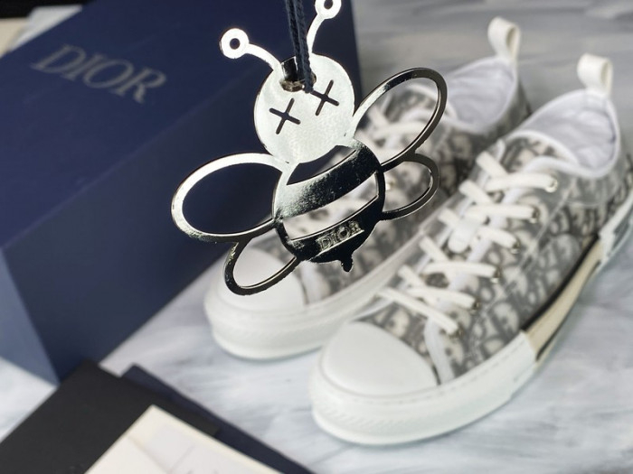 Dior B23 Oblique low Shoes T004801-1072 - Image 13