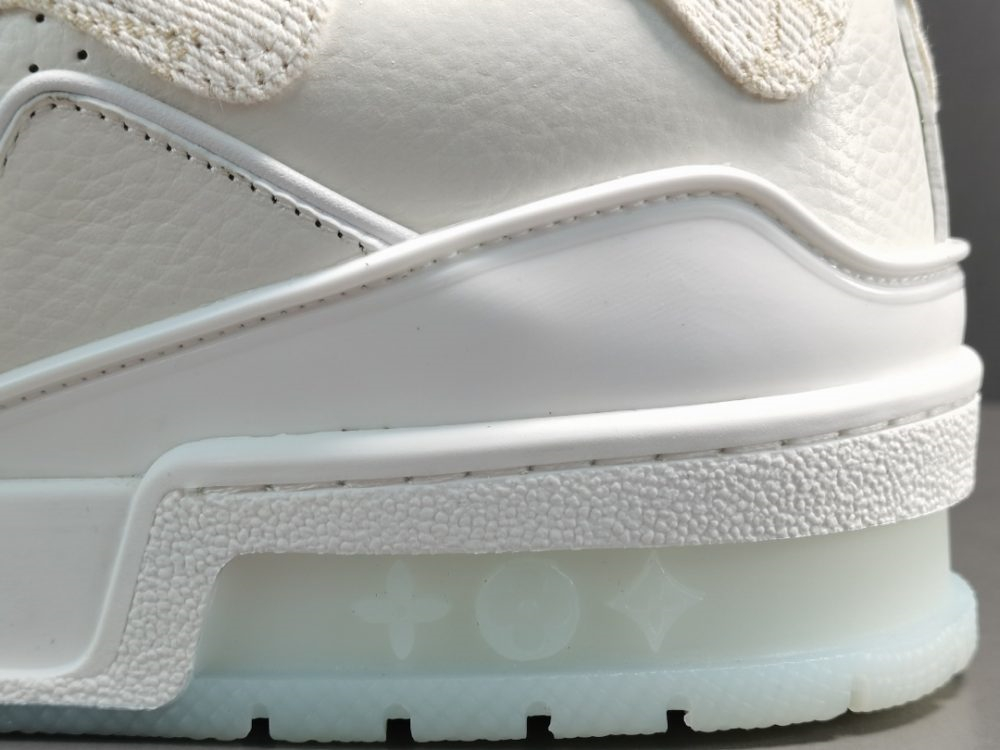 LV Trainer White - Image 6