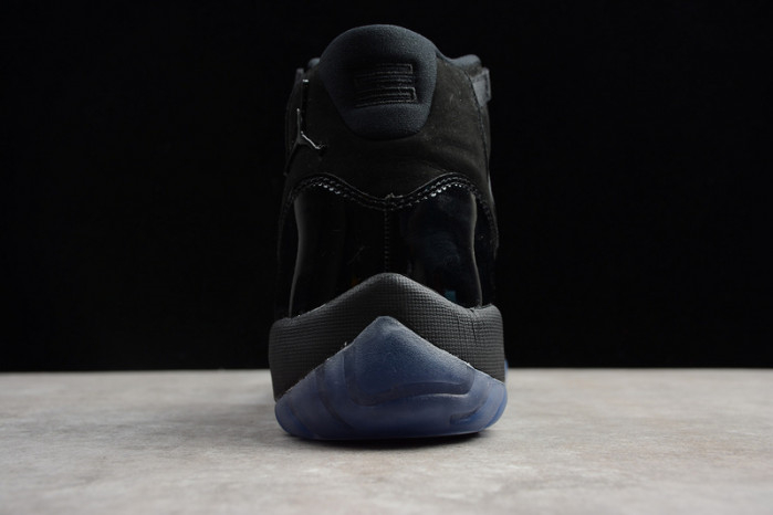 Air Jordan 11 Cap and Gown black 378037-005 - Image 4