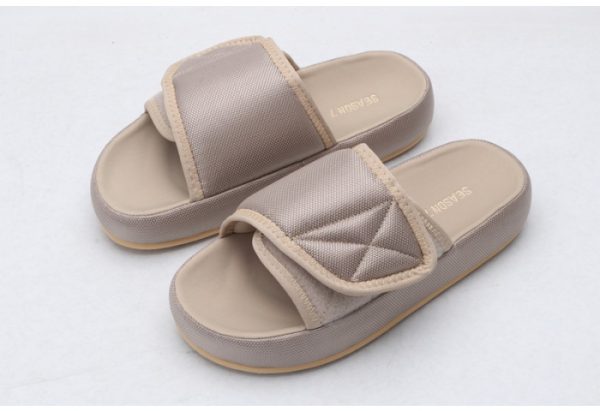 Yeezy Slide 6