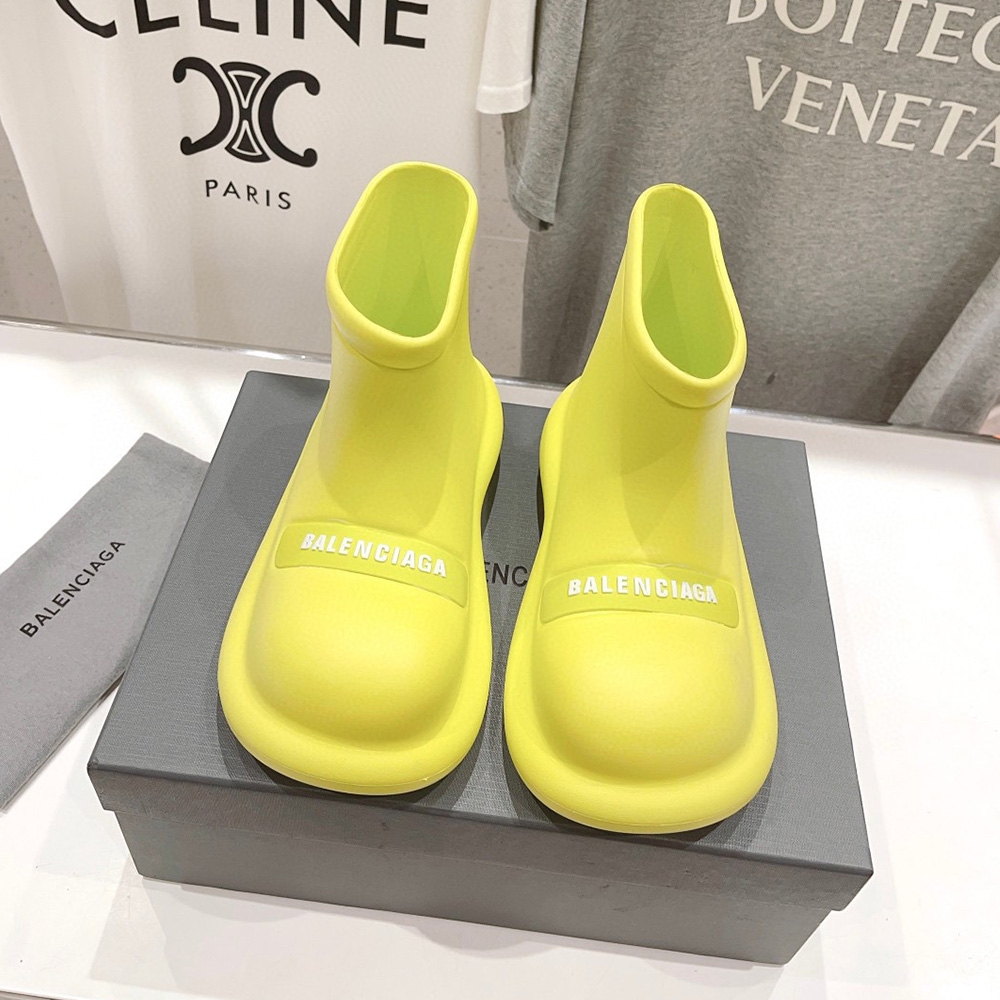Balenciaga round Toe Rain Boots Slide Sandal - Image 5