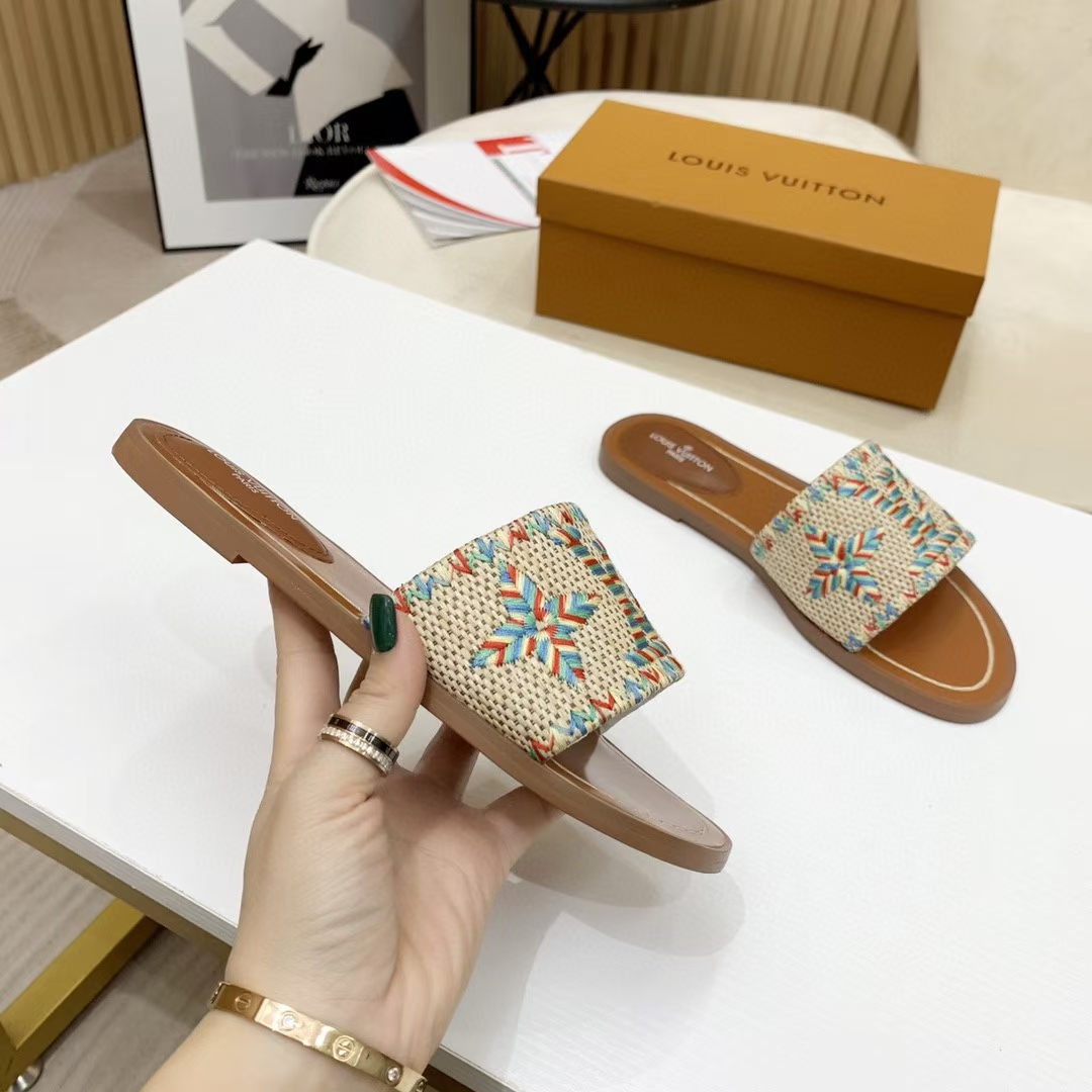 LV Lock lt Flat Flat Sandals Slide - Image 6