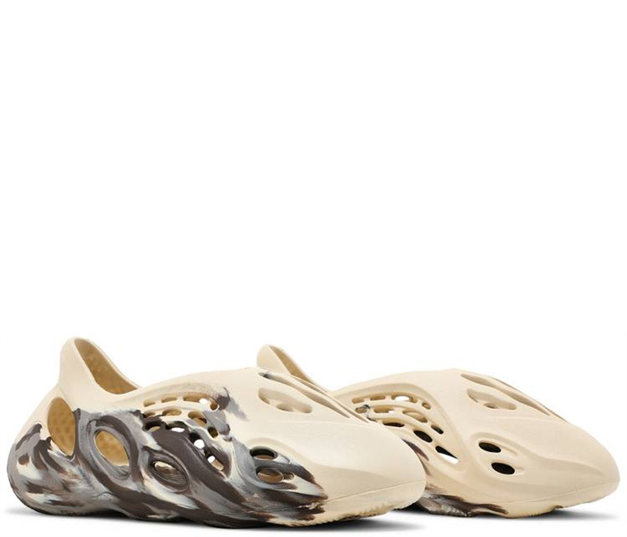 Yeezy Foam Runner MX Cream Clay GX8774 - Image 6