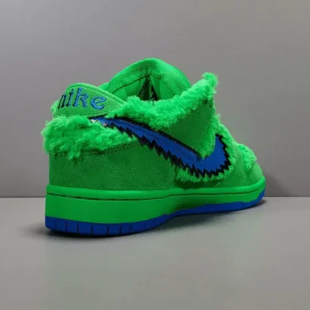 Dunk SB Low “ Green Bear"× Grateful Dead - Image 8