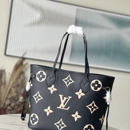 Neverfull MM m58907