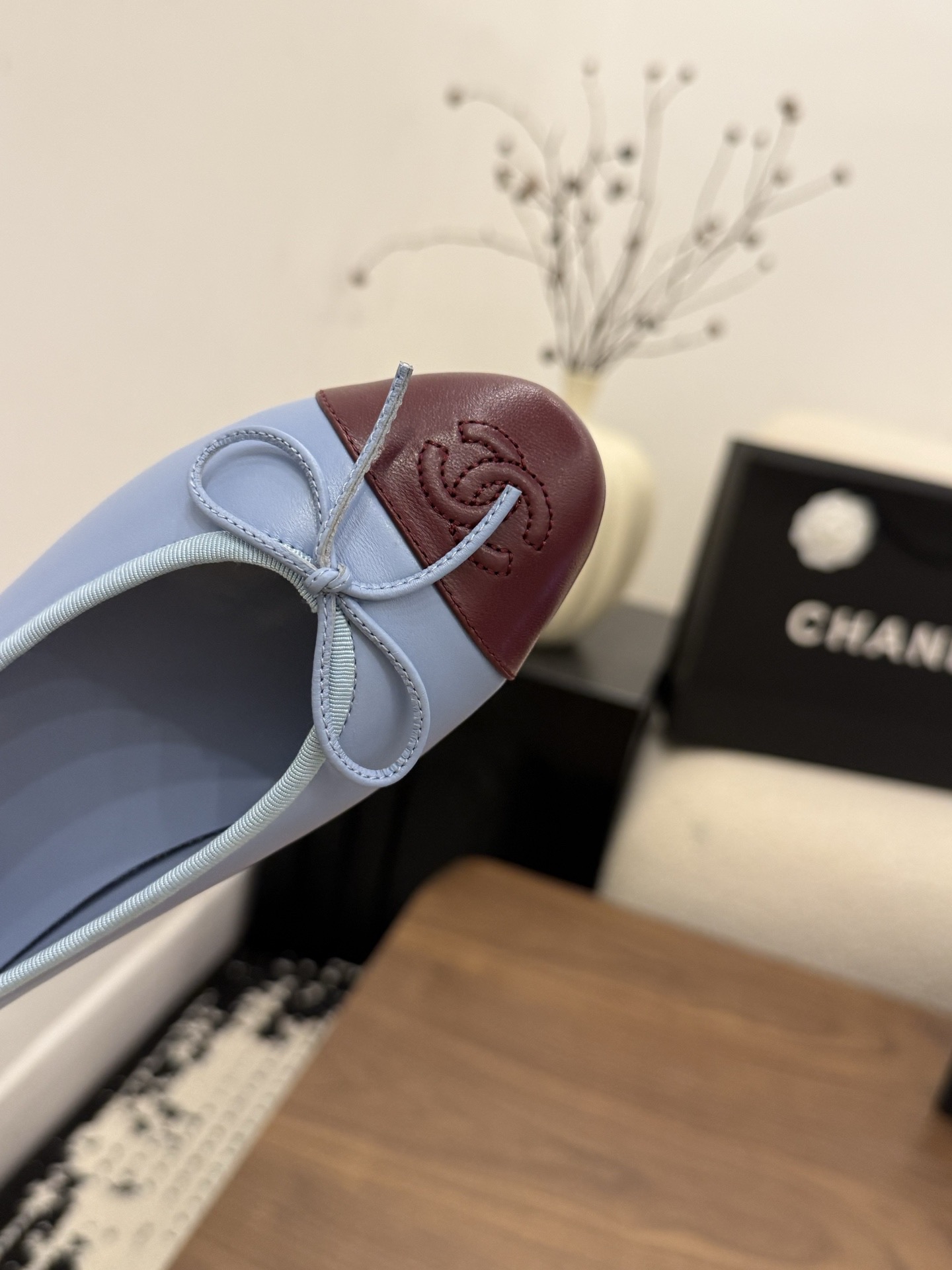 Chanel 26S Matthieu Blazy's Ballet Flats Burgundy Blue - Image 4