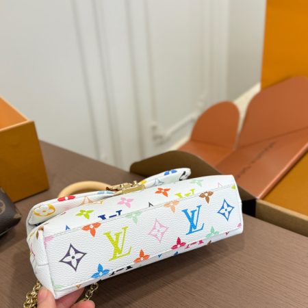 LV Madeleine Bag - Image 6