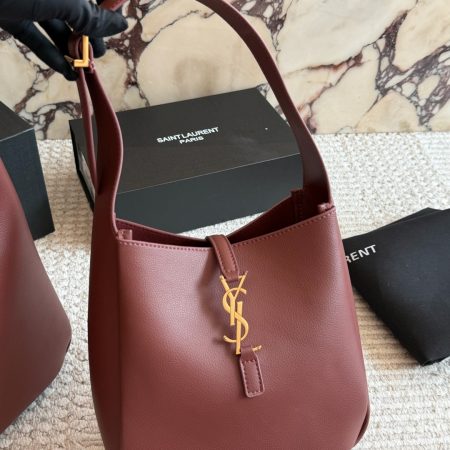Saint Laurent Le 5 à 7 hobo Bag - Image 9