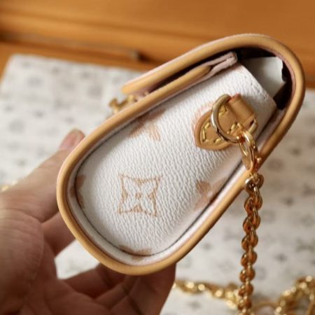 LV Pochette Camille Other Monogram Canvas - Image 3